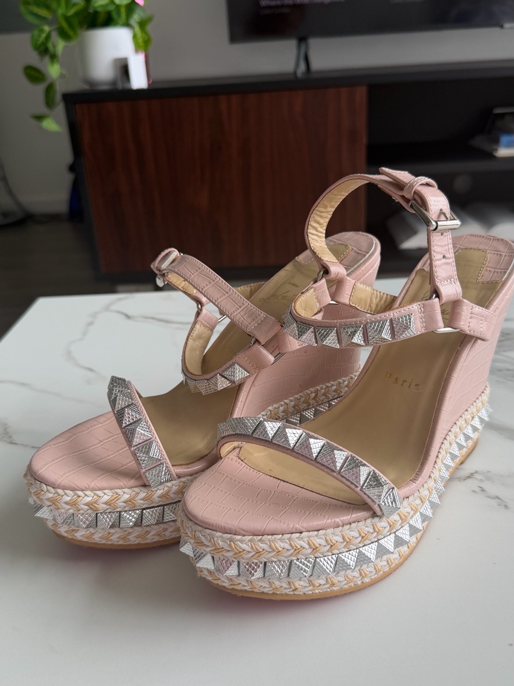 Women's Pyraclou 110 Sandals In light pink size 9